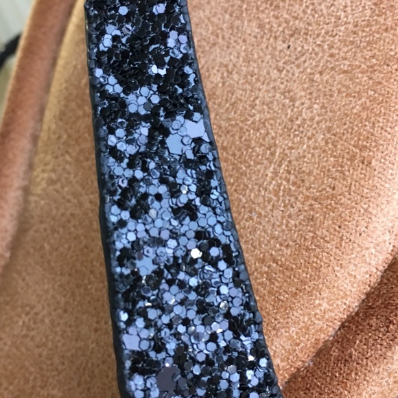 Black Glitter Thong Sandals - Picture 4 of 5